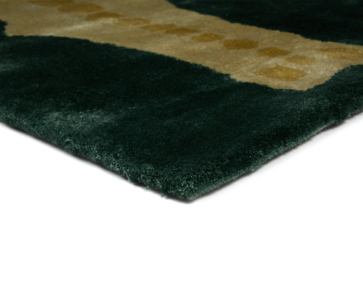 Cold Picnic | Bamboo Crocodile Runner - Emerald