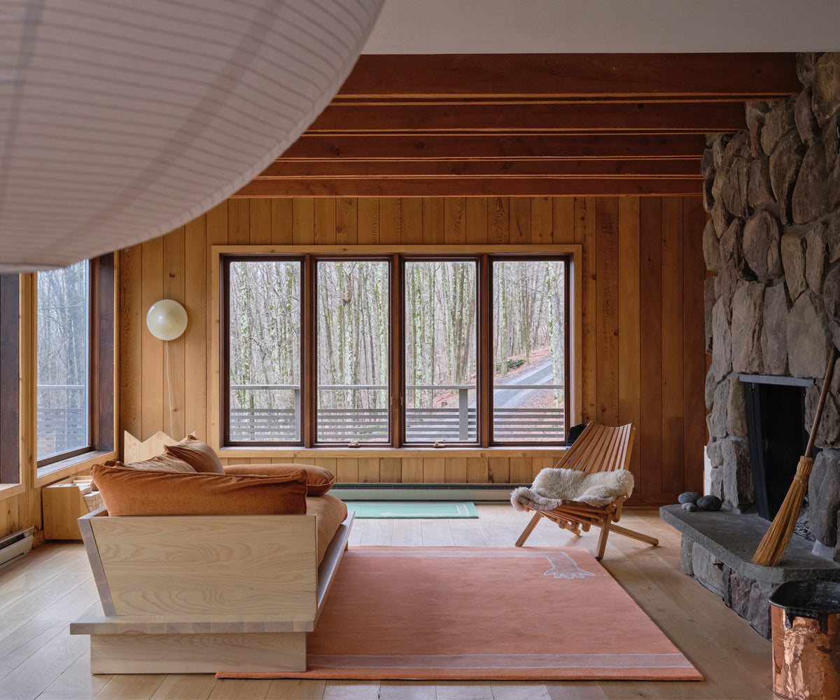 Cold Picnic | Embrace - Red