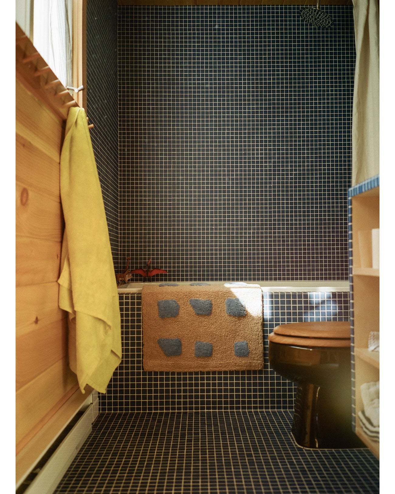 Wisdom Teeth Bathmat - Almond